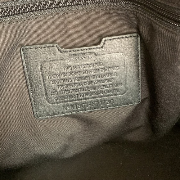 Coach - Picture 15 of 15